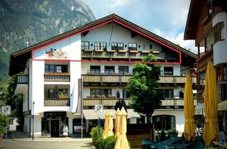 Wohnung kaufen in Mohrenplatz, 82467 Garmisch-Partenkirchen, Grosszügige 3-Zimmer DG-Wohnung mit Balkon und Bergblick in bester Lage von Garmisch-Partenkirchen