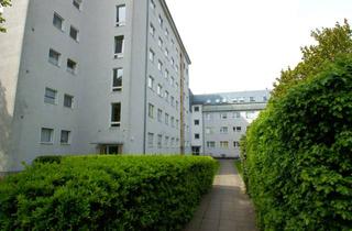 Wohnung kaufen in Wedellstrasse 66, 12249 Lankwitz, Singlewohnung oder doch lieber was Großes, kleine Wohnung mit Potenzial