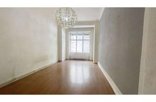 Wohnung kaufen in Wühlischstraße 12 / Gryphiusstraße 9A 12 / 9a, 10245 Friedrichshain, RENOVIERUNGSBEDÜRFTIGE ERDGESCHOSSWOHNUNG IN TOP-LAGE | PROVISIONSFREI