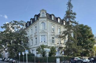 Wohnung kaufen in 60325 Westend-Süd, BEZUGSFREI Westend: Helle 3-Zimmer-Altbauwohnung mit großem Süd-Balkon