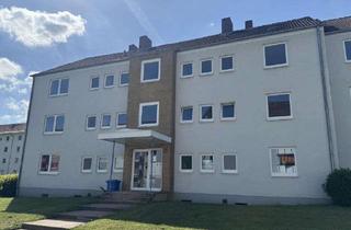 Wohnung mieten in Voelpker Straße, 38364 Schöningen, Renovierte 3-Zimmer Mietwohnung im Erdgeschoss mit Balkon