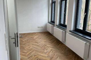 Wohnung mieten in Langenstraße 81, 28195 Altstadt, 1-Zimmer-Wohnung mit Weserblick in kernsaniertem Bremer Altbau – Wohnen direkt an der Schlachte