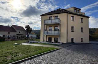 Wohnung mieten in 01640 Coswig, Herrliche 4-Raum-Wohnung mit Balkon direkt an der Elbe