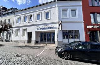 Gewerbeimmobilie kaufen in 36088 Hünfeld, Attraktive Gewerbefläche mit Wohneinheit in zentraler Lage