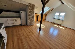Haus kaufen in 73268 Erkenbrechtsweiler, Attraktives 3-Familienhaus in 73268 Erkenbrechtsweiler – Kapitalanlage mit Potenzial und Charme