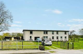 Haus kaufen in 17121 Görmin, Erbbaurecht: Sanierungsbedürftiges Wohnhaus mit Entwicklungspotential in Groß Zastrow