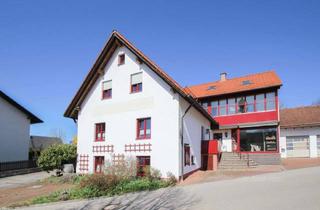 Anlageobjekt in 85413 Hörgertshausen, Großzügiges Einfamilienhaus mit Einliegerwohnung und Gewerbeflächen - Effizienzklasse "A"