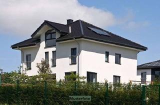 Anlageobjekt in An Der Orla, 01454 Wachau, 2-Familienhaus mit Doppelgarage