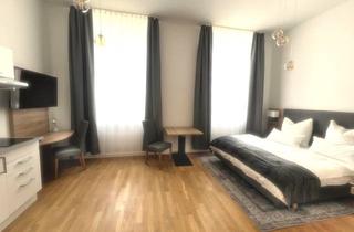 Immobilie mieten in Platz Des 4. Juli, 14167 Lichterfelde, Neues Business-Studio in Berlin-Zehlendorf