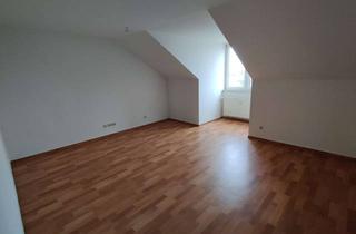 Wohnung mieten in Nicolaistraße 31, 39576 Stendal, Schöne 3-Zimmer-Dachgeschosswohnung in Stendal/Bhf und Zentrumsnah