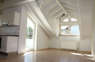 Wohnung mieten in Hohlweg 16, 74389 Cleebronn, Charmante 3-Zimmer-Wohnung mit Sonnenbalkon in Cleebronn