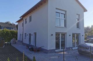 Haus mieten in Mittershäuserweg 13, 64658 Fürth, Schönes und neuwertiges 6-Zi. Doppel-Haus mit gehobener Innenausstattung in Fürth Erlenbach