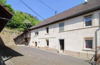Anlageobjekt in 55592 Jeckenbach, Einfamilienhaus mit Ställen und Scheune in Jeckenbach