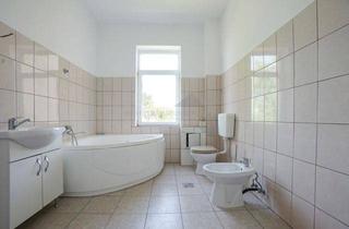 Wohnung mieten in Brüderstraße 31, 08412 Werdau, Geräumige 2-Raum-Wohnung mit Tageslichtbad