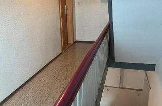 Wohnung kaufen in 92237 Sulzbach-Rosenberg, Sulzbach-Rosenberg - Kleine neu renovierte Wohnung