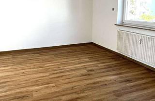 Wohnung mieten in 74731 Walldürn, Helle 4 Zi Whg. 2 Balkone Garage + Garten