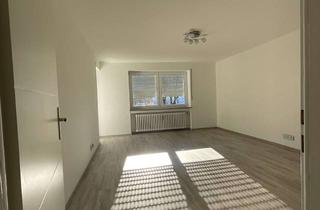 Wohnung mieten in Schillerstraße, 87700 Memmingen, Renovierte Wohnung mit 3 Zimmern sowie Balkon, Einbauküche, Keller und Dachboden in Memmingen