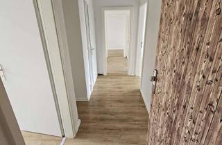 Wohnung mieten in Schulstraße, 06179 Teutschenthal, 4 Raumwohnung mit Balkon neugemacht