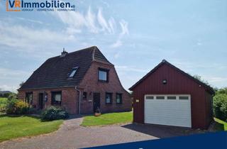 Einfamilienhaus kaufen in 25845 Nordstrand, Schönes Haus mit Dachgeschossstudio und großem Garten in Nordseenähe