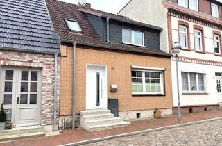 Haus kaufen in 18299 Laage, Charmantes Stadthaus in Laage