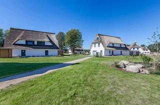 Doppelhaushälfte kaufen in 23946 Ostseebad Boltenhagen, Super Auslastung! Schöne Reetdach-Doppelhaushälfte