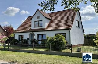 Haus kaufen in 19075 Holthusen, Großzügiges Familiendomizil am Ortsrand der Landeshauptstadt