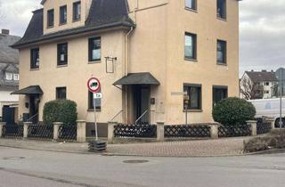 Anlageobjekt in 65582 Diez, Charmantes Mehrfamilienhaus mit 7 Wohnungen & Gewerbe – modernisiert und gut vermietet in Diez.
