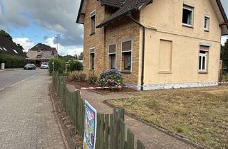 Wohnung kaufen in Lohe 35, 22941 Bargteheide, Altbau zum Renovieren mitten in Bargteheide