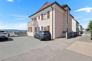 Haus kaufen in 92421 Schwandorf, Attraktives Anlageobjekt mit drei Wohneinheiten, sehr guter Rendite und Möglichkeit zur Eigennutzung