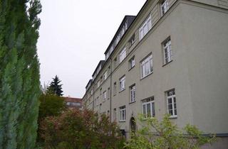 Wohnung mieten in Sachsenwerkstraße 43, 01257 Dresden, Helle 2-Raum Altbauwohnung mit Loggia & Garten*