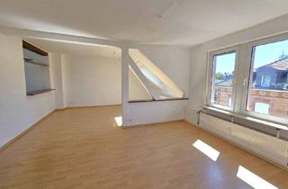 Wohnung kaufen in 64287 Darmstadt, Darmstadt - VISTA Immobilien - Wohntraum im Dachgeschoss - charmante Altbauwohnung in begehrter Lage