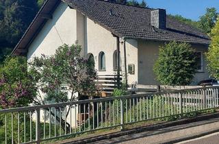 Einfamilienhaus kaufen in 55592 Raumbach, Raumbach - Gemütliches Einfamilienhaus mit einem schönen Gartengrundstück in RaumbachMeisenheim zu verkaufen