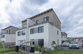Doppelhaushälfte kaufen in 61191 Rosbach, Rosbach vor der Höhe - **Wohnen mit Garten und Feldblick** neuwertige Doppelhaushälfte mit EBK und 2 Stellplätze