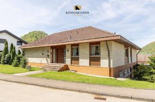 Einfamilienhaus kaufen in 73342 Bad Ditzenbach, Bad Ditzenbach - Die Sonne jeden Tag zu Gast - Großzügiges Einfamilienhaus mit Einliegerwohnung, Garten und Garage