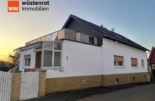 Einfamilienhaus kaufen in 61203 Reichelsheim, Reichelsheim / Blofeld - Sofort einzugsbereit: historisches Einfamilienhaus mit vielseitig nutzbarer Scheune