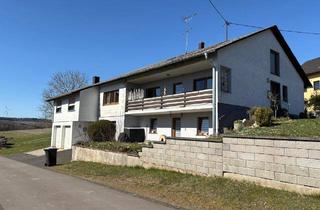 Einfamilienhaus kaufen in 54426 Schönberg, Schönberg - Einfamilienhaus mit Einliegerwohnung (auch als Zweigenerationenhaus interessant) mit gr. Grundstück, für Natur- undoder Pferdeliebhaber geeignet