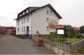 Mehrfamilienhaus kaufen in 36145 Hofbieber, Hofbieber - Mehrfamilienhaus + Wirtschaftsgebäude + 4 Garagen und Garten