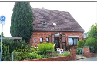 Haus kaufen in 21365 Adendorf, Adendorf - Kapitalanlage in Adendorf! VermietetesZweifamilienhaus mit 145qm!