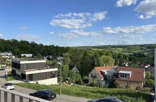 Wohnung kaufen in 71111 Waldenbuch, 4 Zimmer-Wohnung mit Süd-Loggia und Terrasse mit Garten