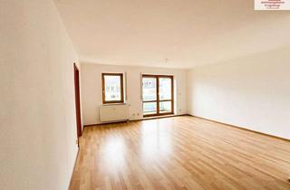 Wohnung mieten in Herzog-Georg-Ring 17, 09456 Annaberg-Buchholz, Wohnen im Herzog-Georg-Ring: 3-Raum-Wohnung mit Balkon!