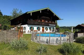 Haus kaufen in 83317 Teisendorf, Ein Schmuckstück im Rupertiwinkel – Historisches Bauernsacherl mit Charme