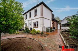 Haus kaufen in 46419 Isselburg, Isselburg-Anholt: Zweifamilienhaus oder Mehrgenerationenhaus sucht neuen Eigentümer!