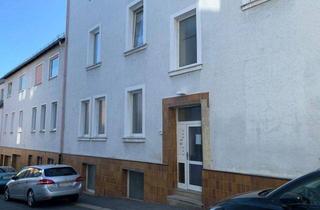 Wohnung mieten in 95028 Hof, Ideal für Wohngemeinschaften: Großzügige, helle 6-Zimmer-Hochparterre-Wohnung (ca. 141 m²) in bester Innenstadtlage - Garage - neue EBK & Dusche
