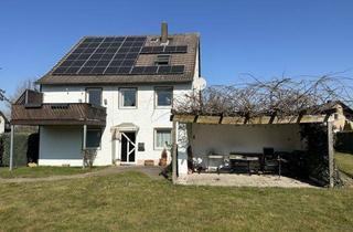 Haus kaufen in 31139 Hildesheim, Ein- bis Zweifamilienhaus mit großem Potenzial - Ideal für Familien und Mehrgenerationen-Wohnen