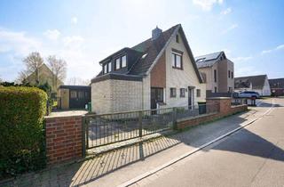 Einfamilienhaus kaufen in 23669 Timmendorfer Strand, Timmendorfer Strand - Großzügiges, modernisierungsbedürftiges Ein- Zweifamilienhaus in Timmendorfer Strand