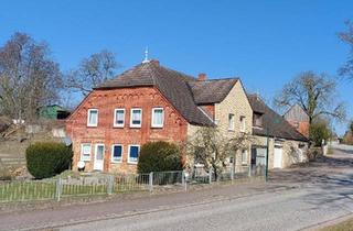 Haus kaufen in 23717 Kasseedorf, Kasseedorf - Großes Haus, 3 WE, viel zusätzliche Nutzfläche, großer Garten