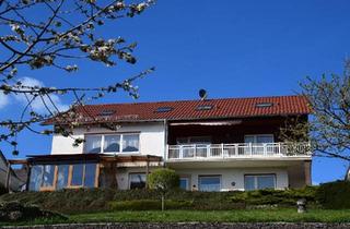 Haus kaufen in 35796 Weinbach, Weinbach - Idyllische Blicklage - 3 Wohnungen - toller Garten - provisionsfr