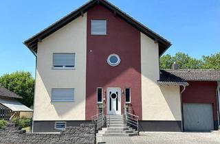 Einfamilienhaus kaufen in 65474 Bischofsheim, Bischofsheim - Liebevoll renoviertes freistehendes Einfamilienhaus