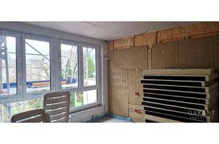 Wohnung kaufen in 76275 Ettlingen, Ettlingen - KfW 55 EE - hochwertig kernsaniert mit großem Südbalkon