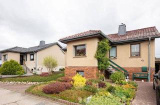 Einfamilienhaus kaufen in Trostfelder Weg 43, 17087 Altentreptow, Altentreptow - Listenpreis 220.000,00 ? - Modernisiertes Einfamilienhaus in Altentreptow, mit Tiefgarage und Garten